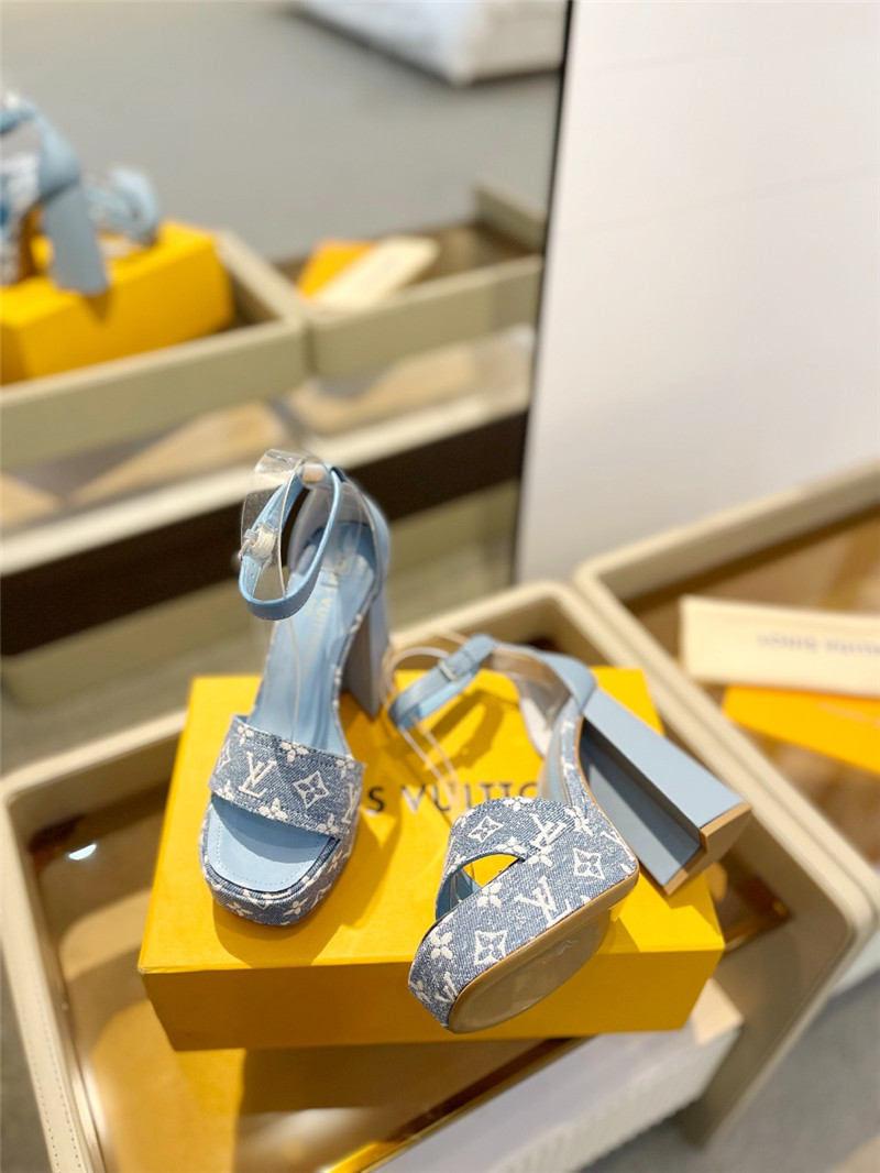 l0vis Vvtt0n monogram jacquard denim platform sandals beige