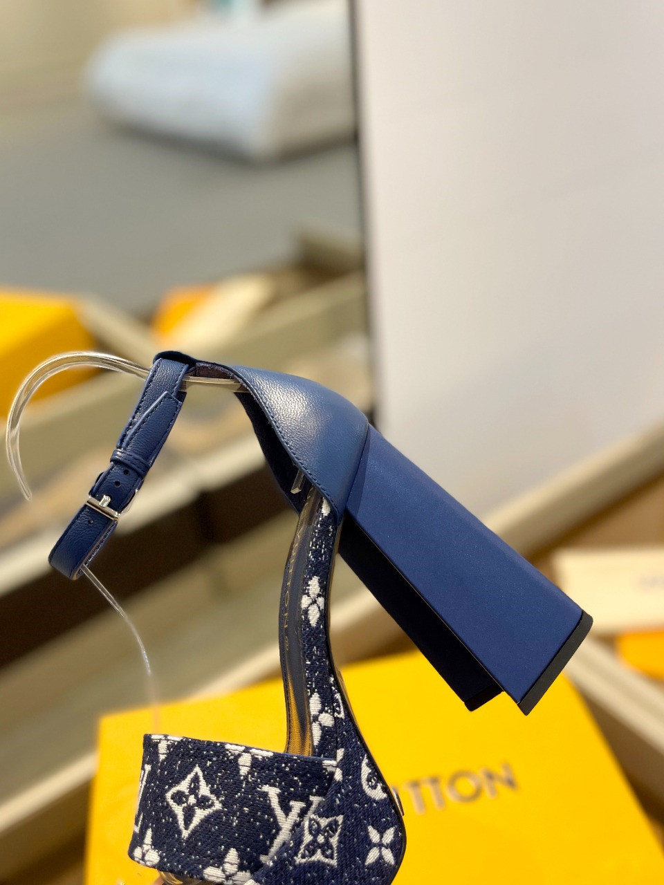 l0vis Vvtt0n monogram jacquard denim platform sandals blue