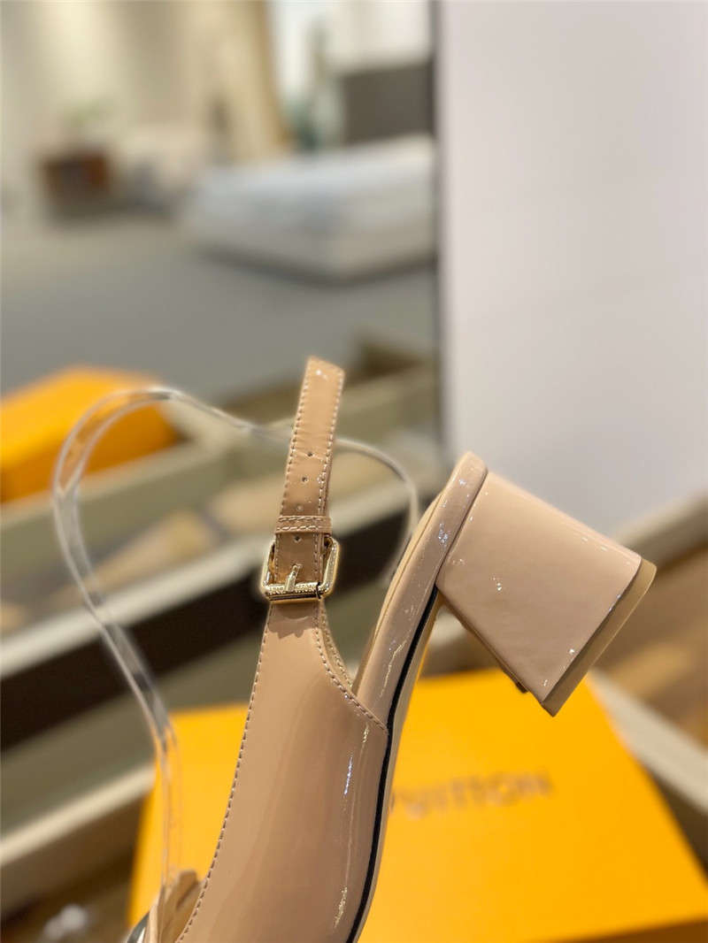 l0vis Vvtt0n orange patent leather shake slingback pumps