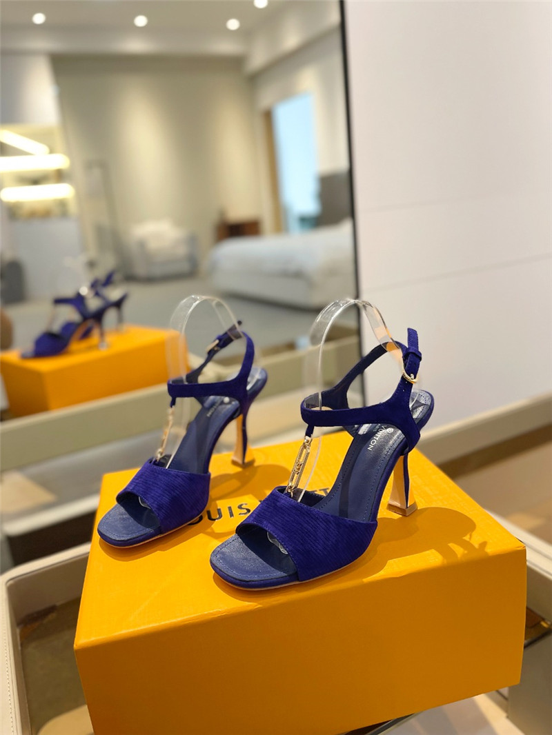 l0vis Vvtt0n blue satin chain sparkle heels sandals