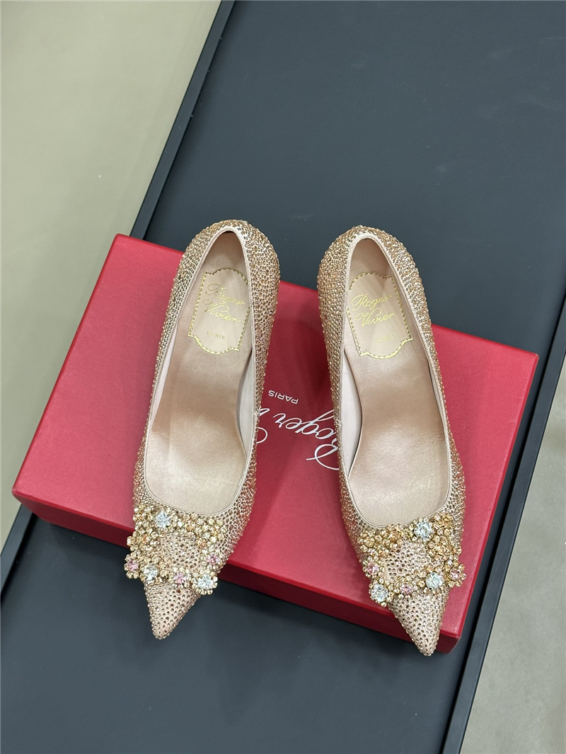 roger vivier beige flower D1am0nd buckle heels