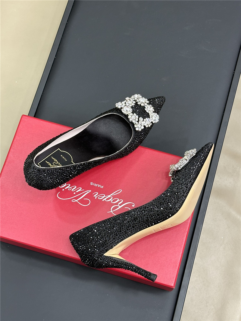 roger u1u1er black crystal buckle pumps