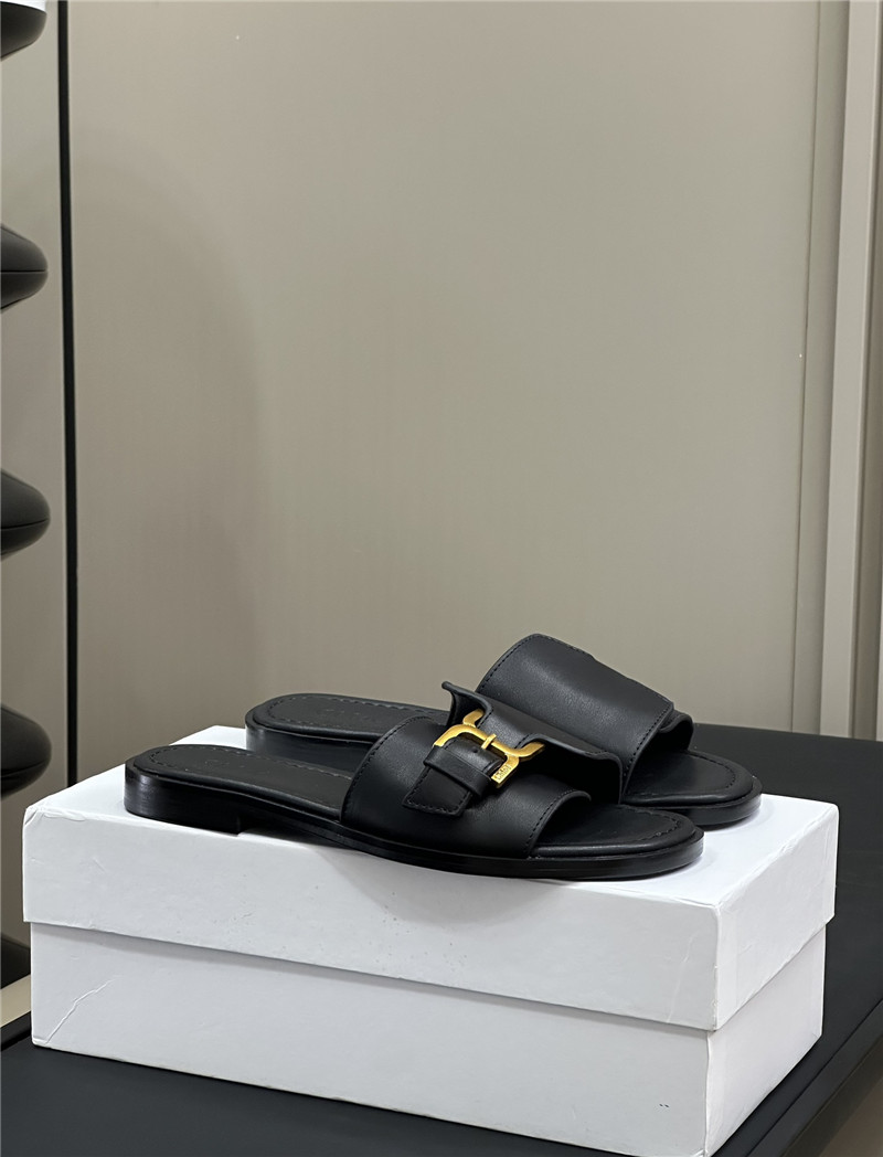 Chloé Marcie Black Leather Slides
