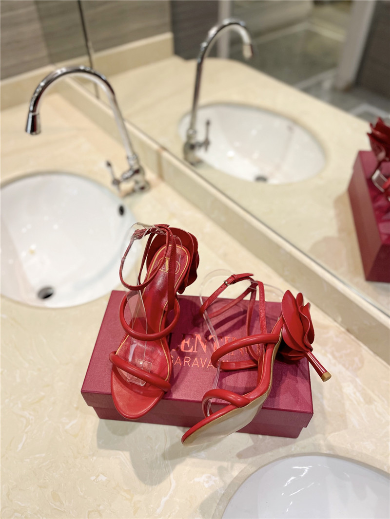 Va1e*ntin0 women’s red heel sandals