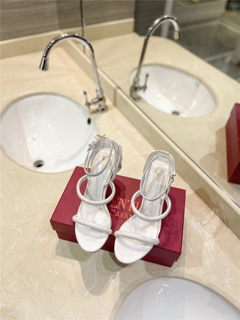 Va1e*ntin0 women’s white heel sandals