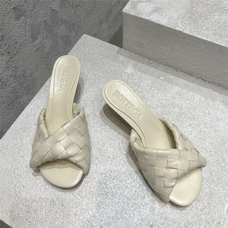 b0tt*ga Ven*ta blink twisted intrecciato leather mules