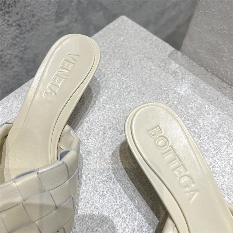 b0tt*ga Ven*ta blink twisted intrecciato leather mules