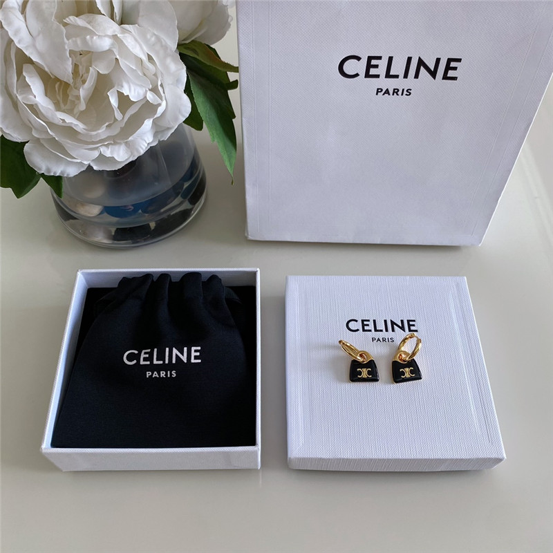 Ce1i*e arc de triomphe bag earrings
