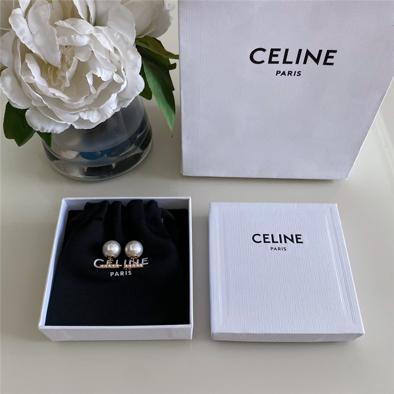 Ce1i*e pearl earrings
