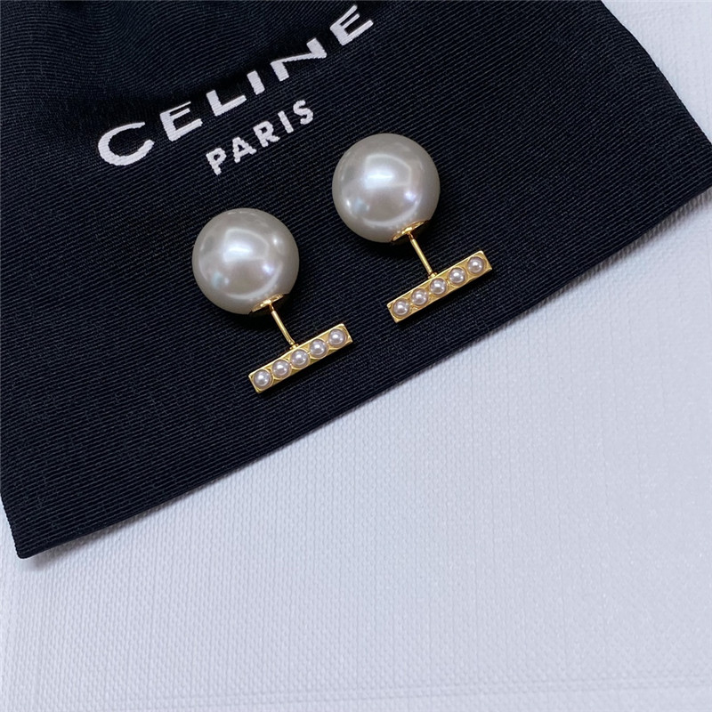 Ce1i*e pearl earrings