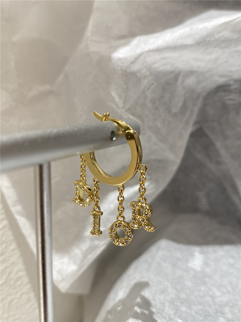 d10r tassel full D1am0nd letter earrings