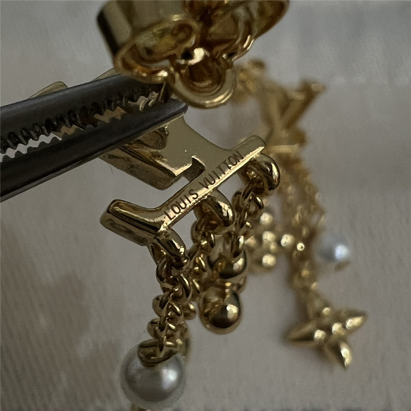 l0vis Vvtt0n lv new earrings