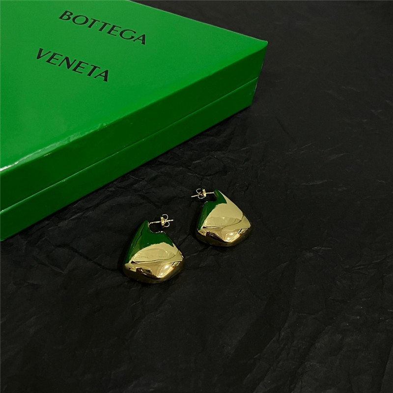 b0tt*ga Ven*ta new earrings