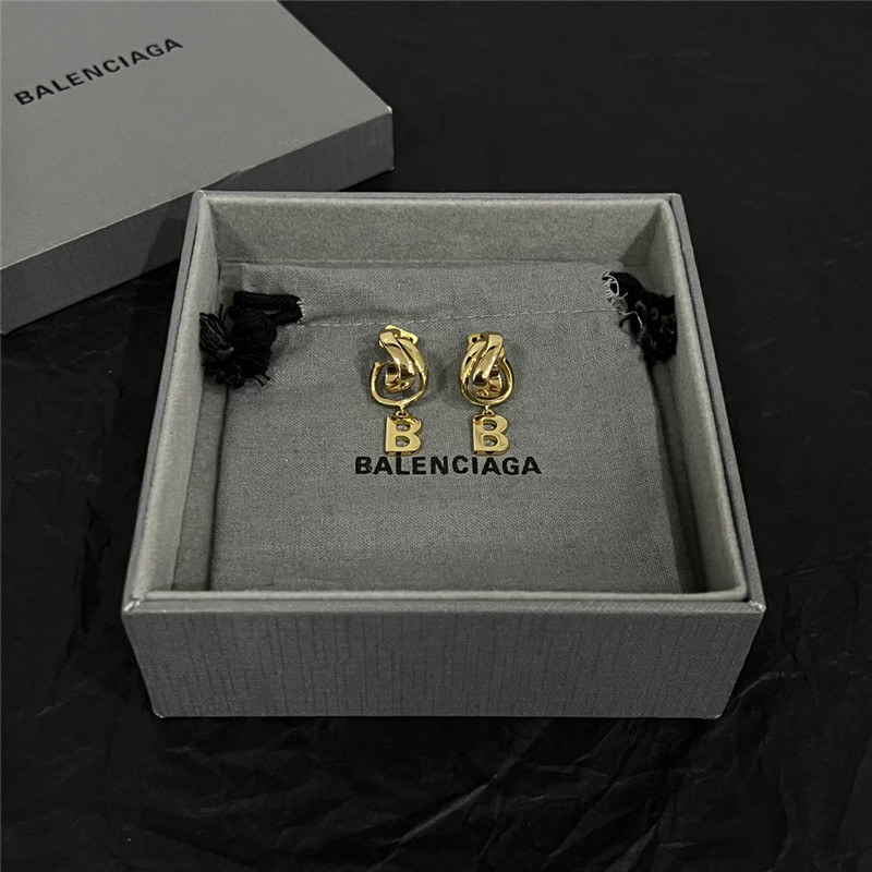 Ba1en*iaga new earrings