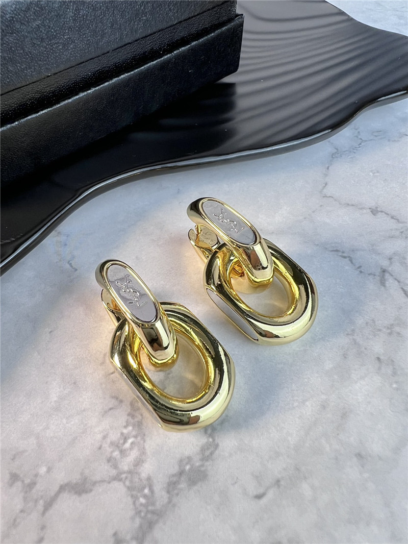 Y51 double hoop earrings