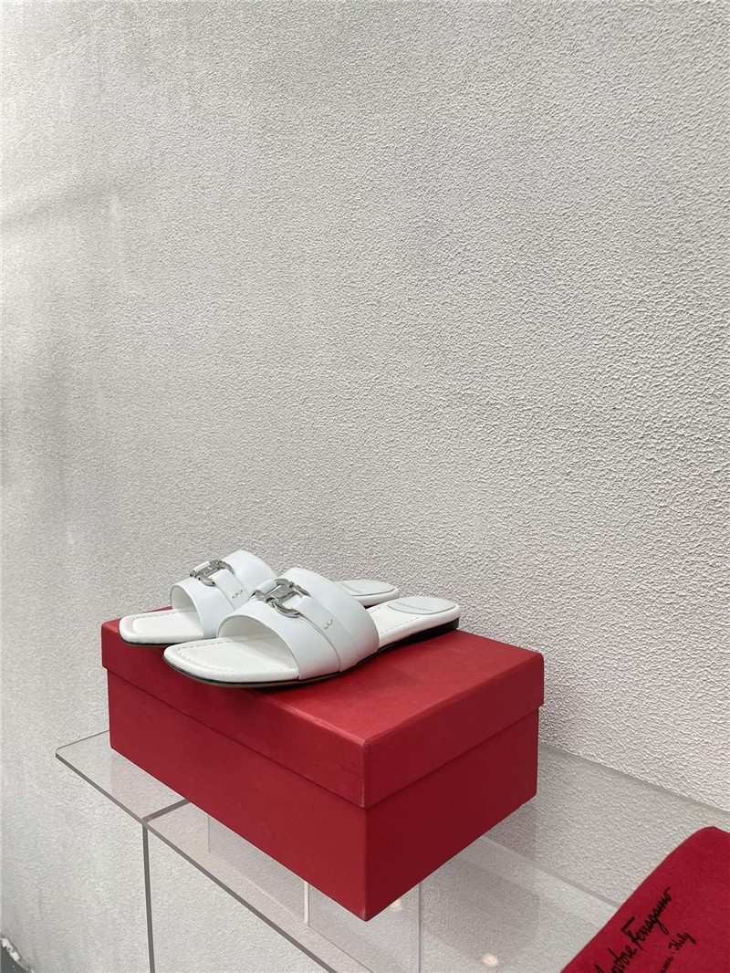 Salvatore Ferragamo flat slides replica shoes