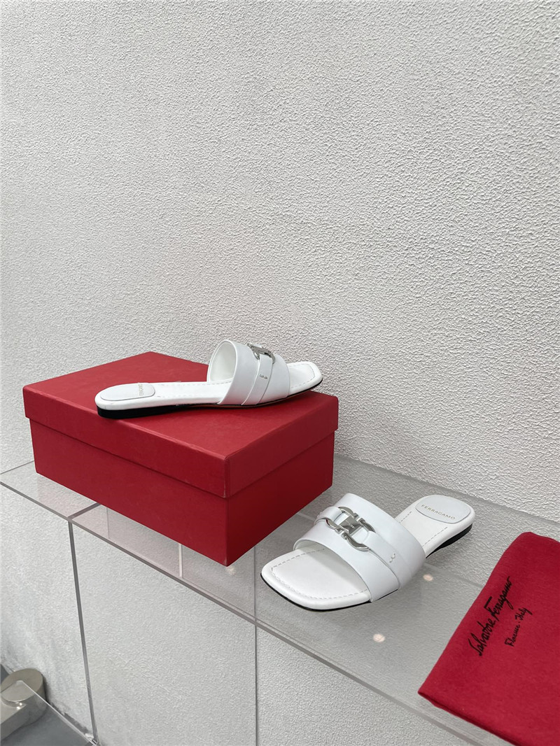 Salvatore Ferragamo flat slides replica shoes