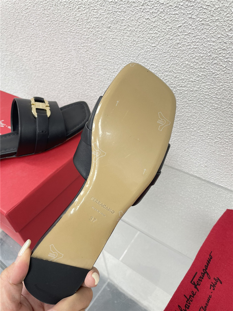 Salvatore Ferragamo flat slides replica shoes