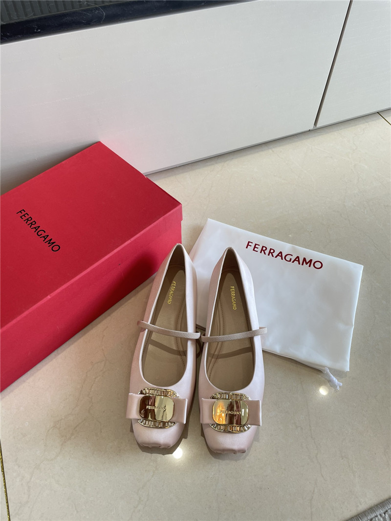 salvatore ferragamo ballet flats Marg*e1a replica shoes