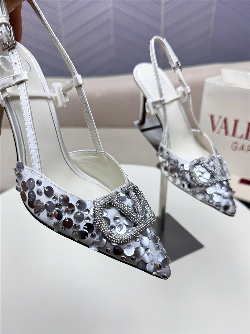 Va1e*ntin0 v logo buckle high heel sandals replica shoes