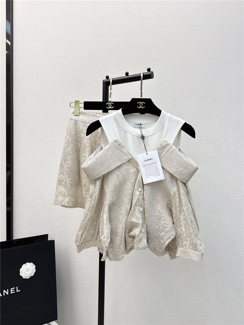 Ch**el new logo print suit replica clothing sites