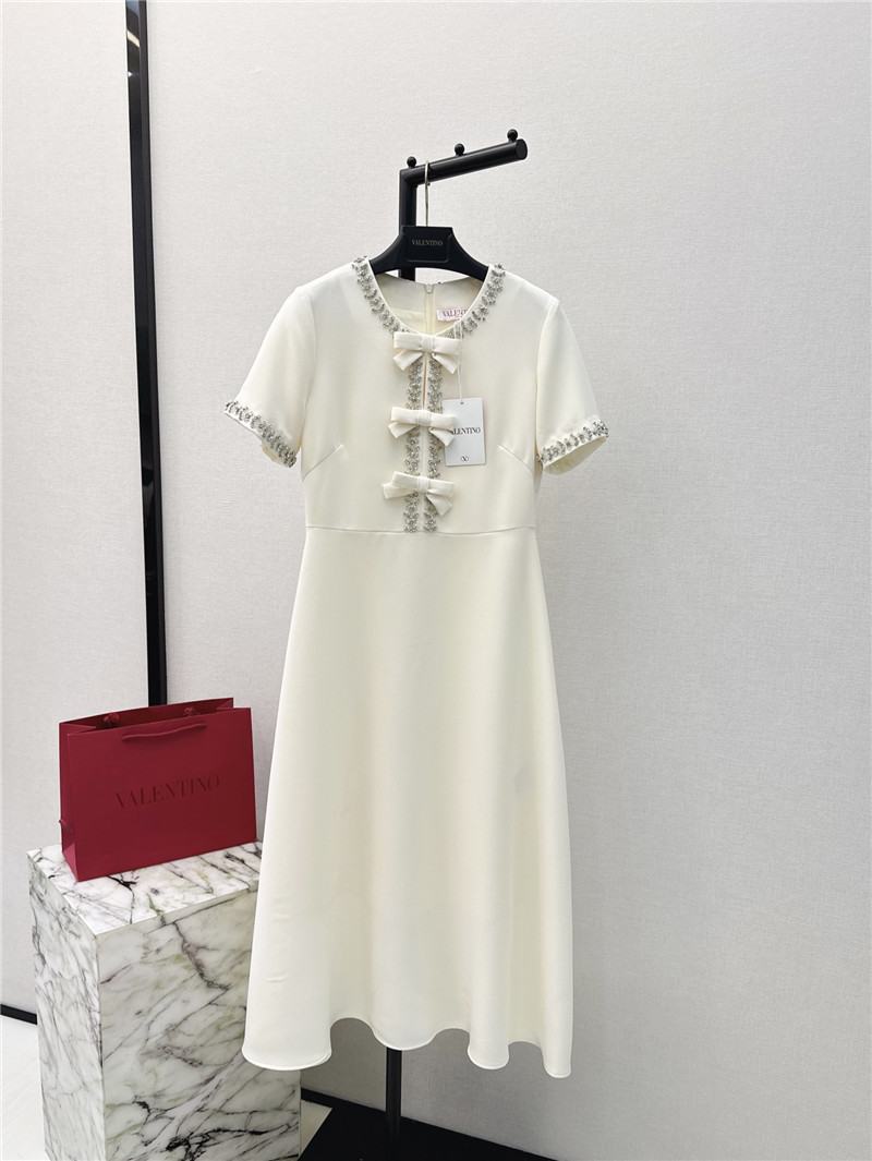 Va1e*ntin0 beaded dress replica clothing sites