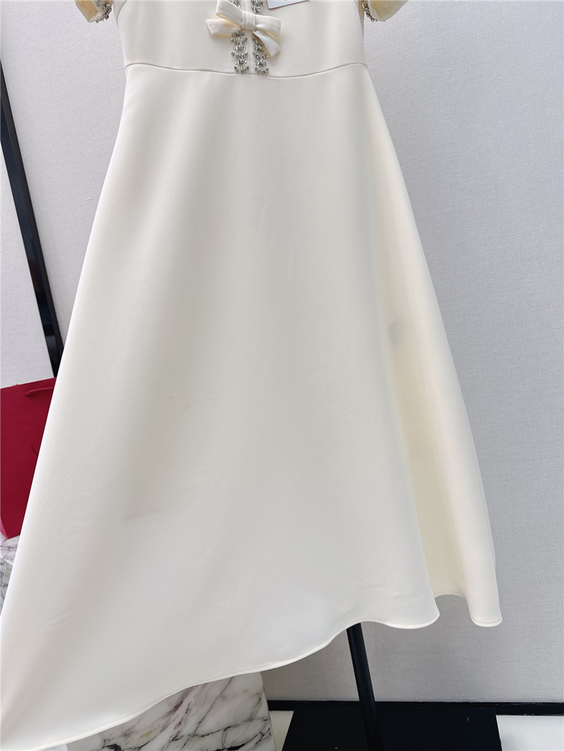 Va1e*ntin0 beaded dress replica clothing sites