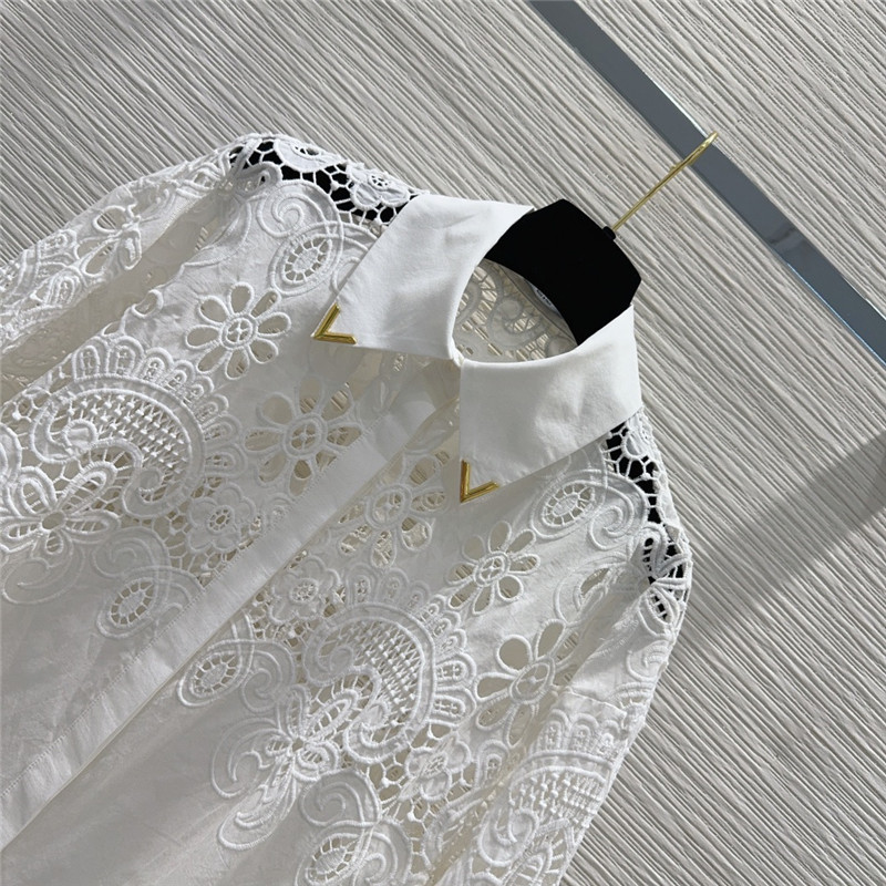 Va1e*ntin0 white hollow embroidered shirt set