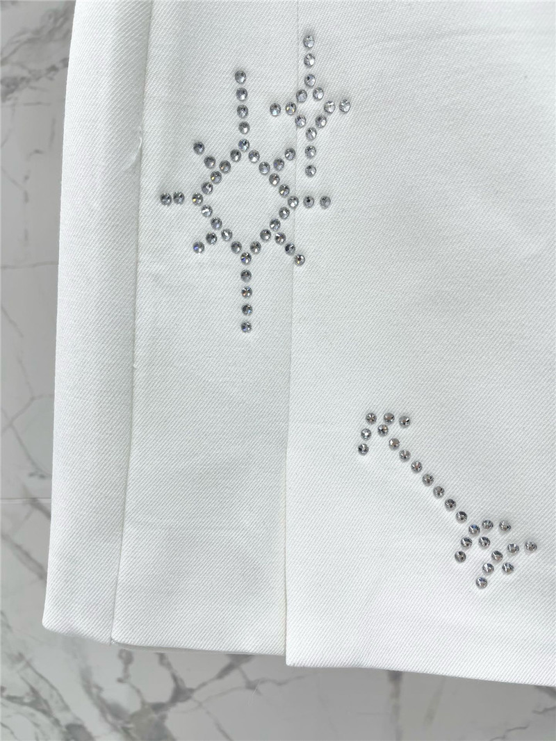 y51 hot D1am0nd suit replica clothing sites