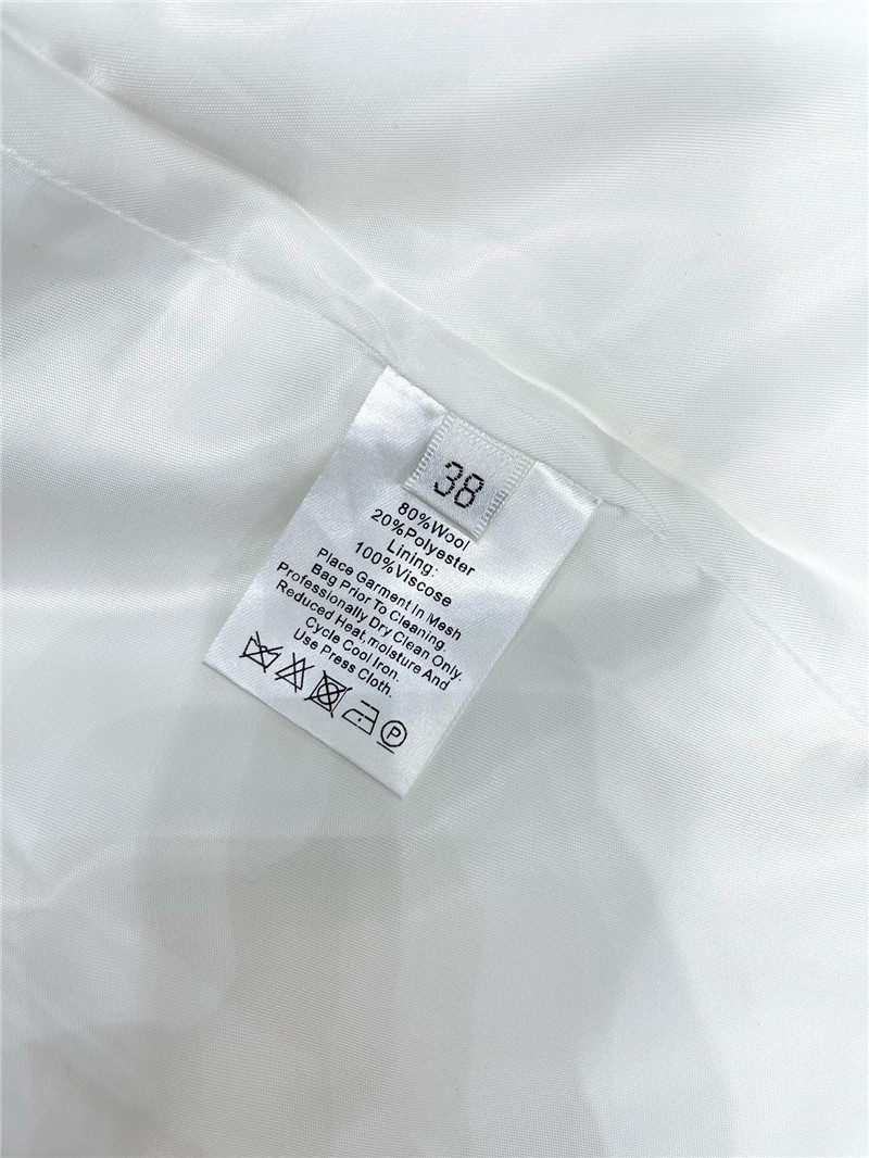 y51 hot D1am0nd suit replica clothing sites