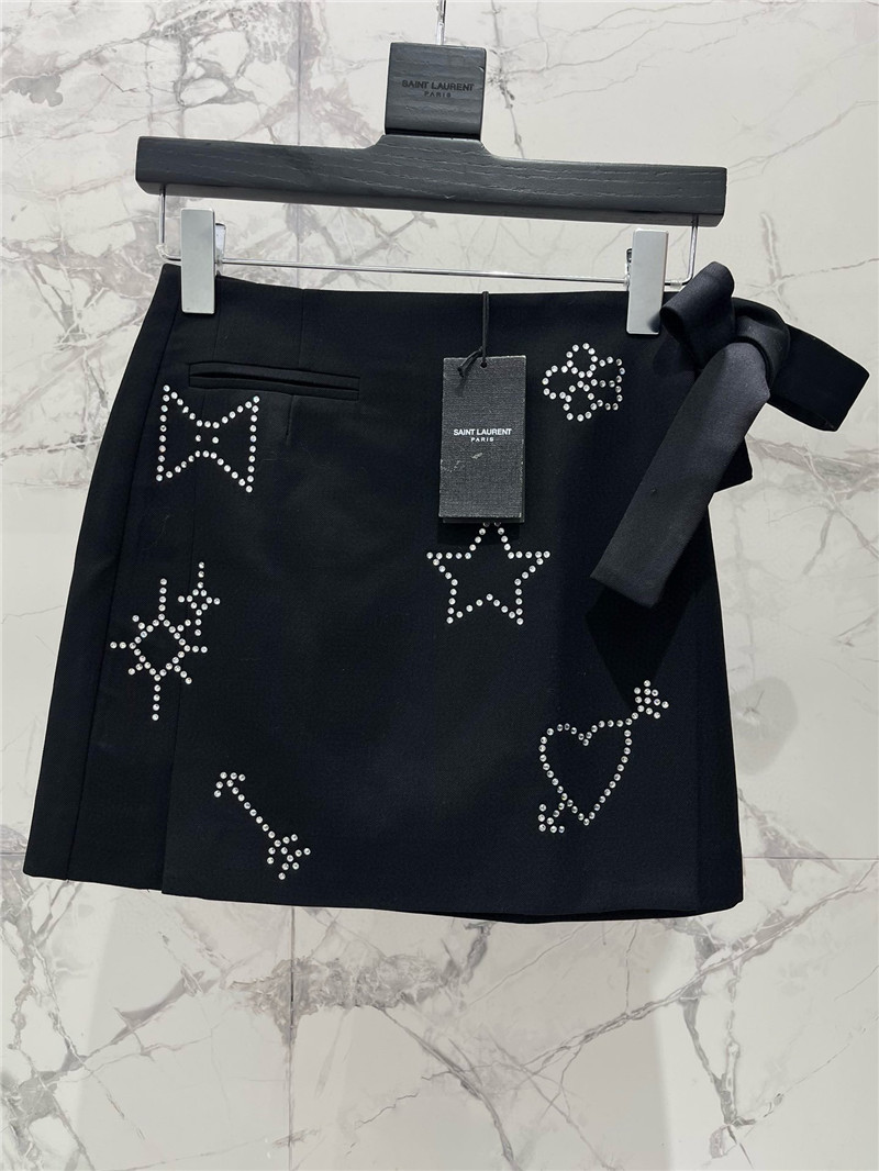 y51 hot D1am0nd suit replica clothing sites