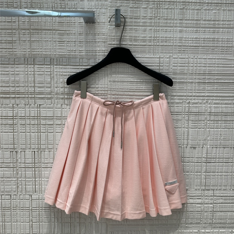 Pra*a fake two-piece top + pleated skirt replica d&g clothing
