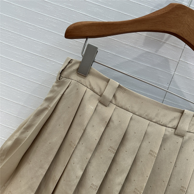M1um1u silk jacquard short pleated skirt replicas clothes