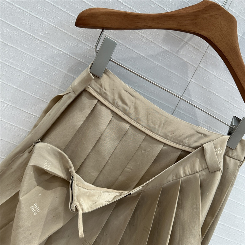 M1um1u silk jacquard short pleated skirt replicas clothes