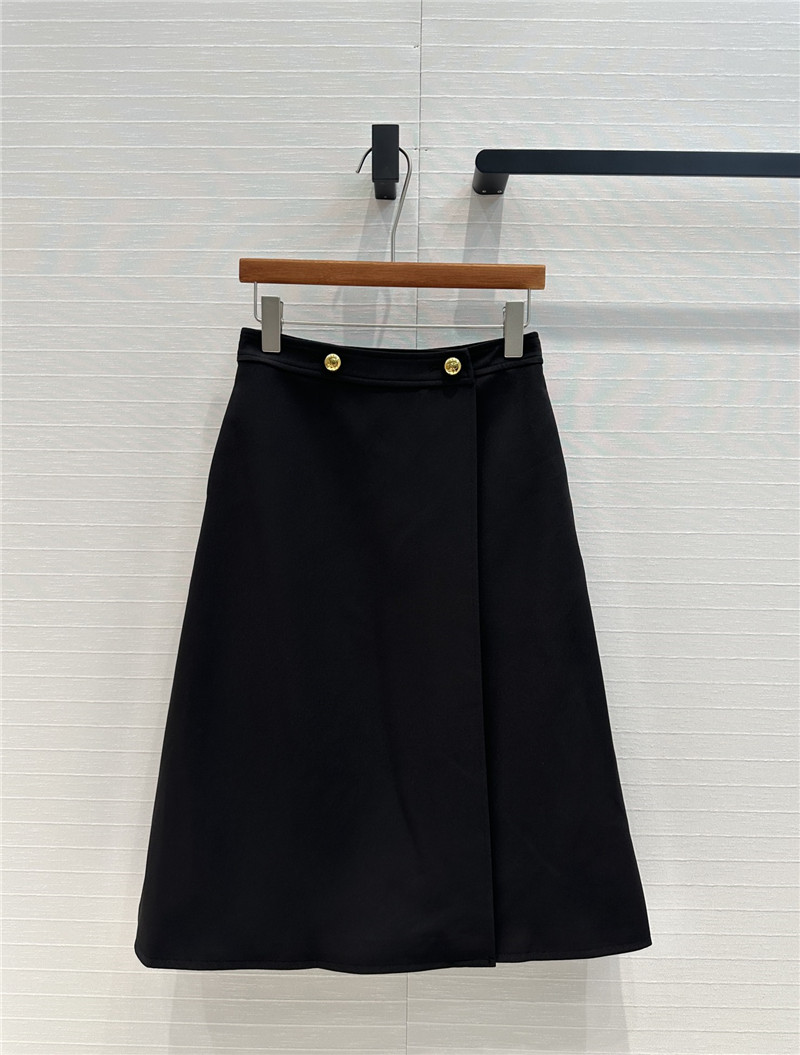 Va1e*ntin0 metal buckle midi skirt replica clothing sites