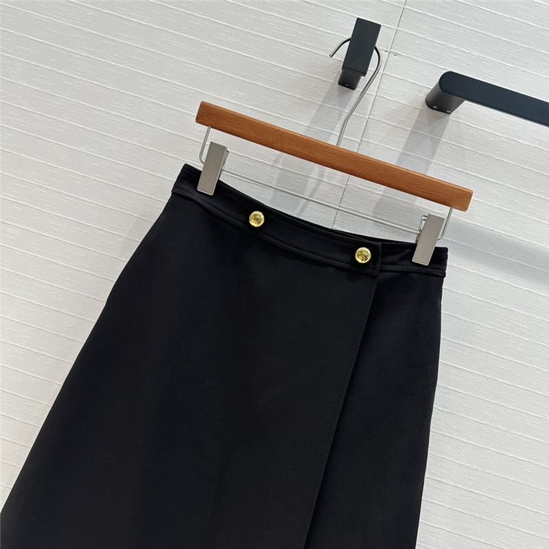 Va1e*ntin0 metal buckle midi skirt replica clothing sites