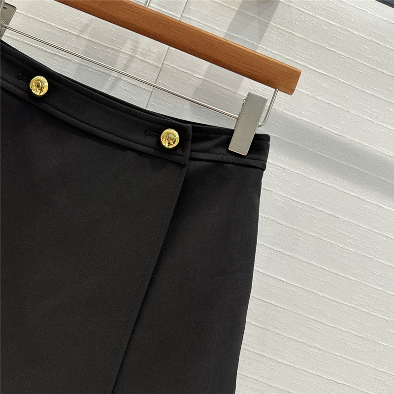 Va1e*ntin0 metal buckle midi skirt replica clothing sites