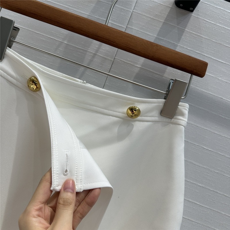 Va1e*ntin0 metal buckle midi skirt replica clothing sites