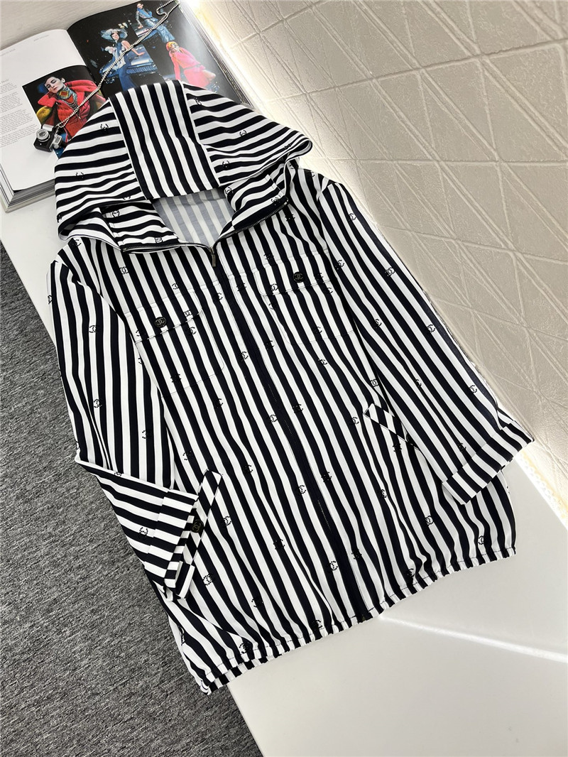 ch**el hot D1am0nd double c striped hooded jacket replicas clothes