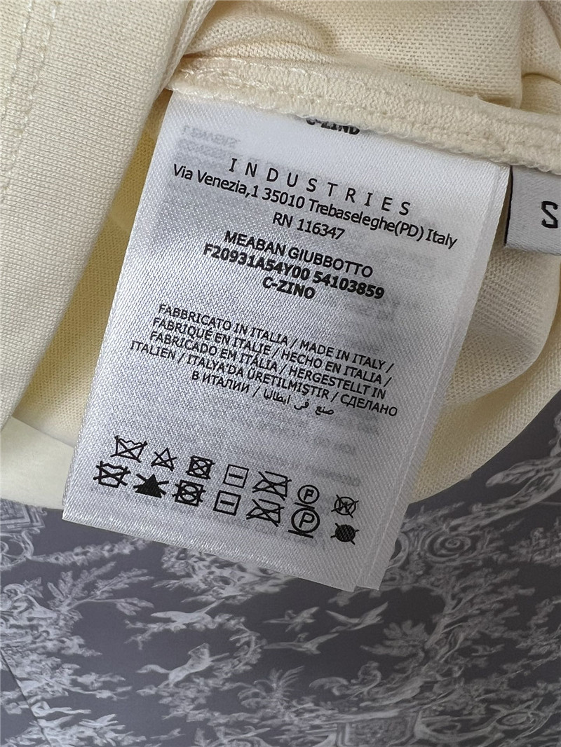 Moncler new T-shirt cheap replica designer clothes