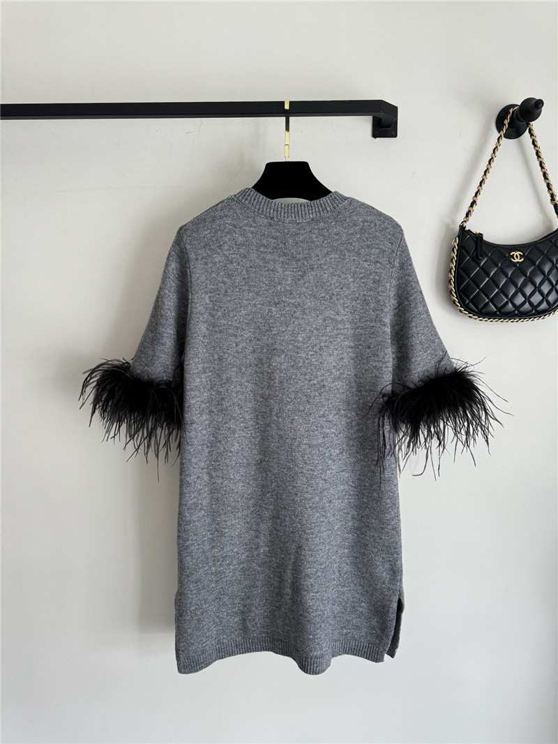 Va1e*ntin0 ostrich knitted dress replica clothing sites