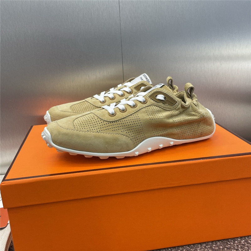 H**me5 beige flat round toe lace-up sneakers