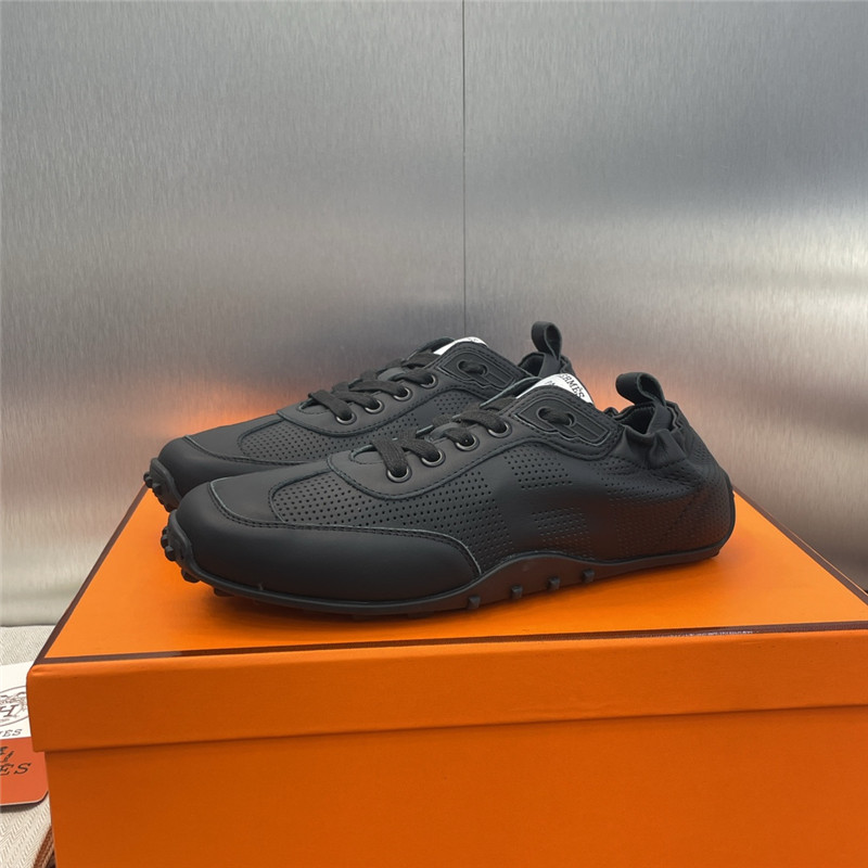 H**me5 black leather flat round toe sneakers