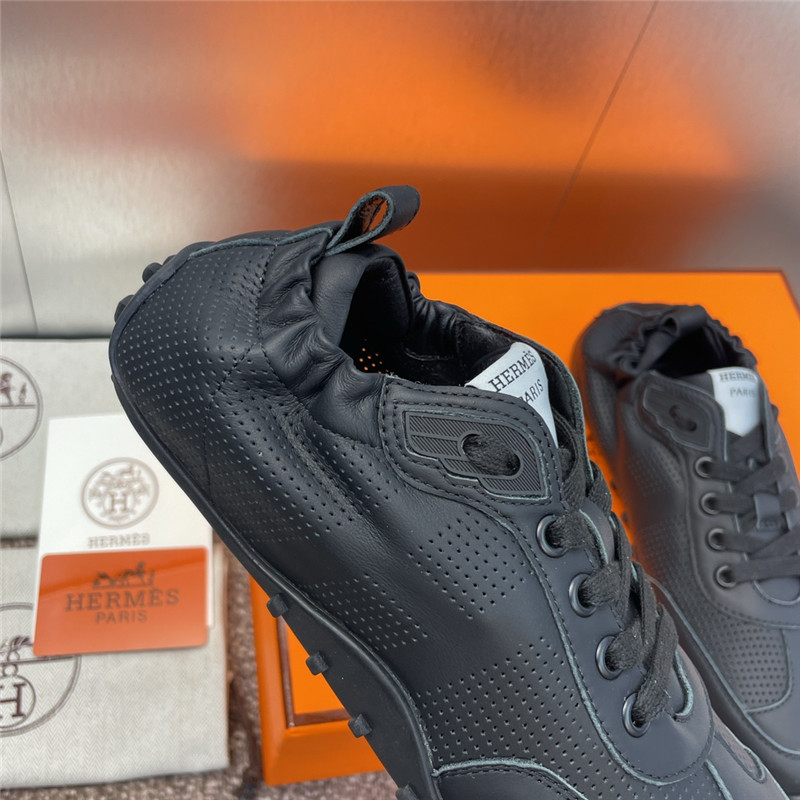 H**me5 black leather flat round toe sneakers