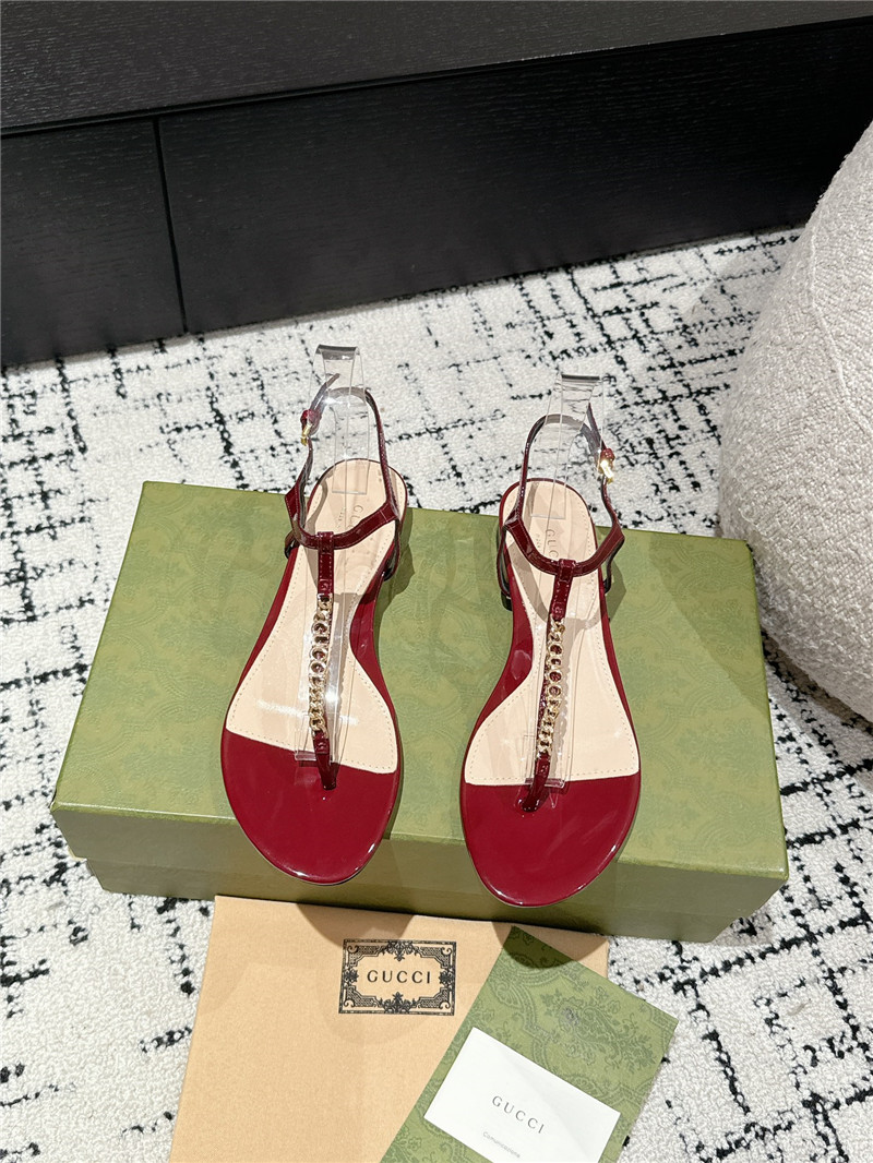 Gvc*1 signoria thong sandal burgundy patent leather