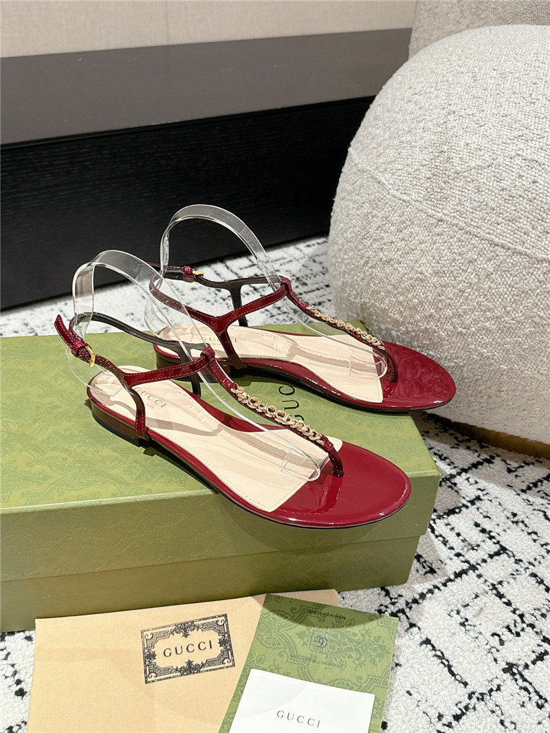 Gvc*1 signoria thong sandal burgundy patent leather