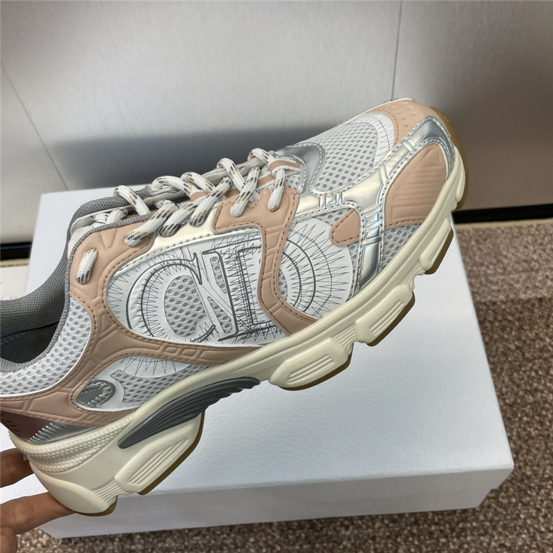 D10r chrono sneakers pink