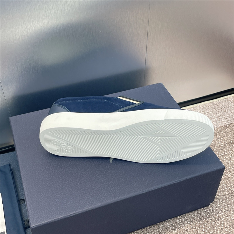 D10r canvas slip-on sneakers