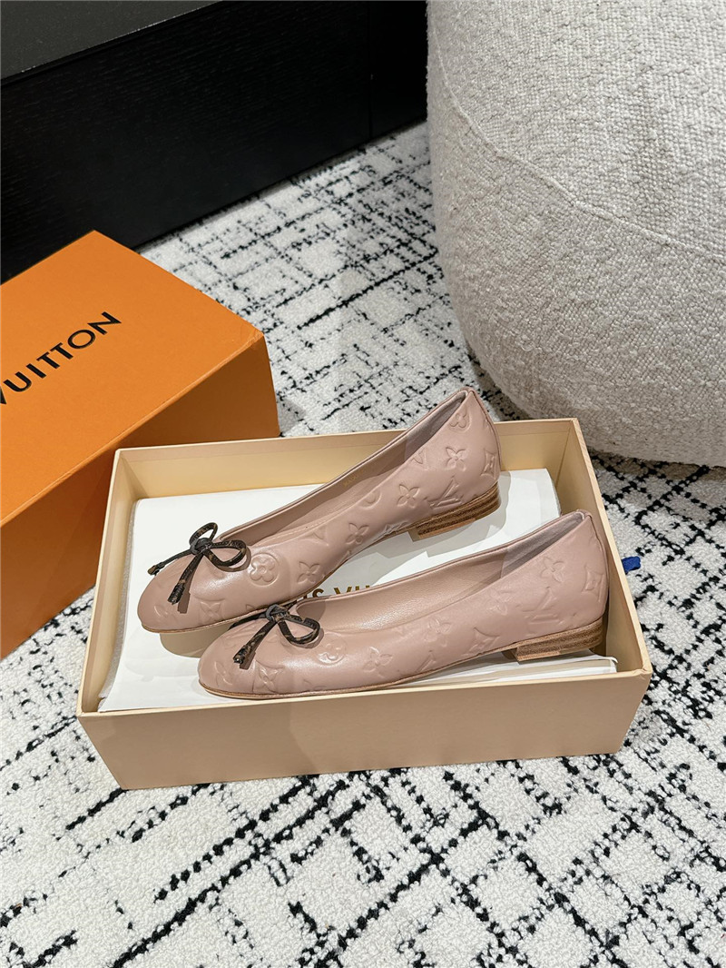 l0vis Vvtt0n nina pink monogram ballerina flats