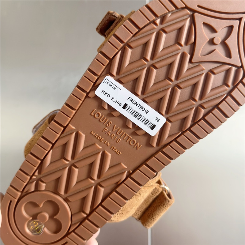 l0vis Vvtt0n bom dia flat comfort mule beige